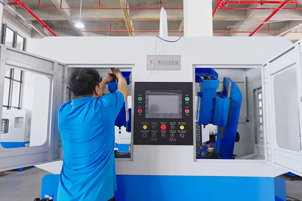 Wie viel tiefer ist der Durchmesser des unteren Lochs des Gewindes im Vergleich zur Gewindetiefe?