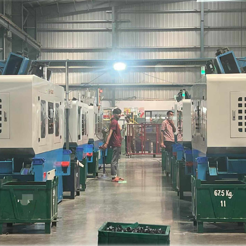 TAICHUANG-Mutterngewindeschneidmaschinen für indische Verbindungselementfabrik